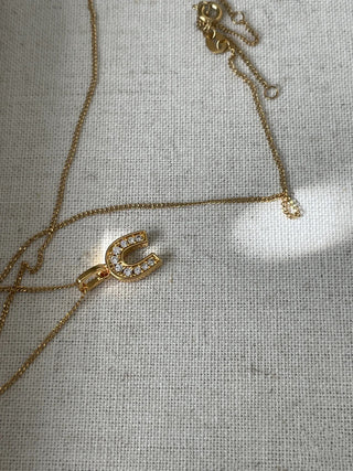 Matti Collar de Figura de Herradura con Circonitas joyería
