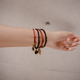NUMLOVE Pulsera Personalizada con números, charms y difusor de perfume
